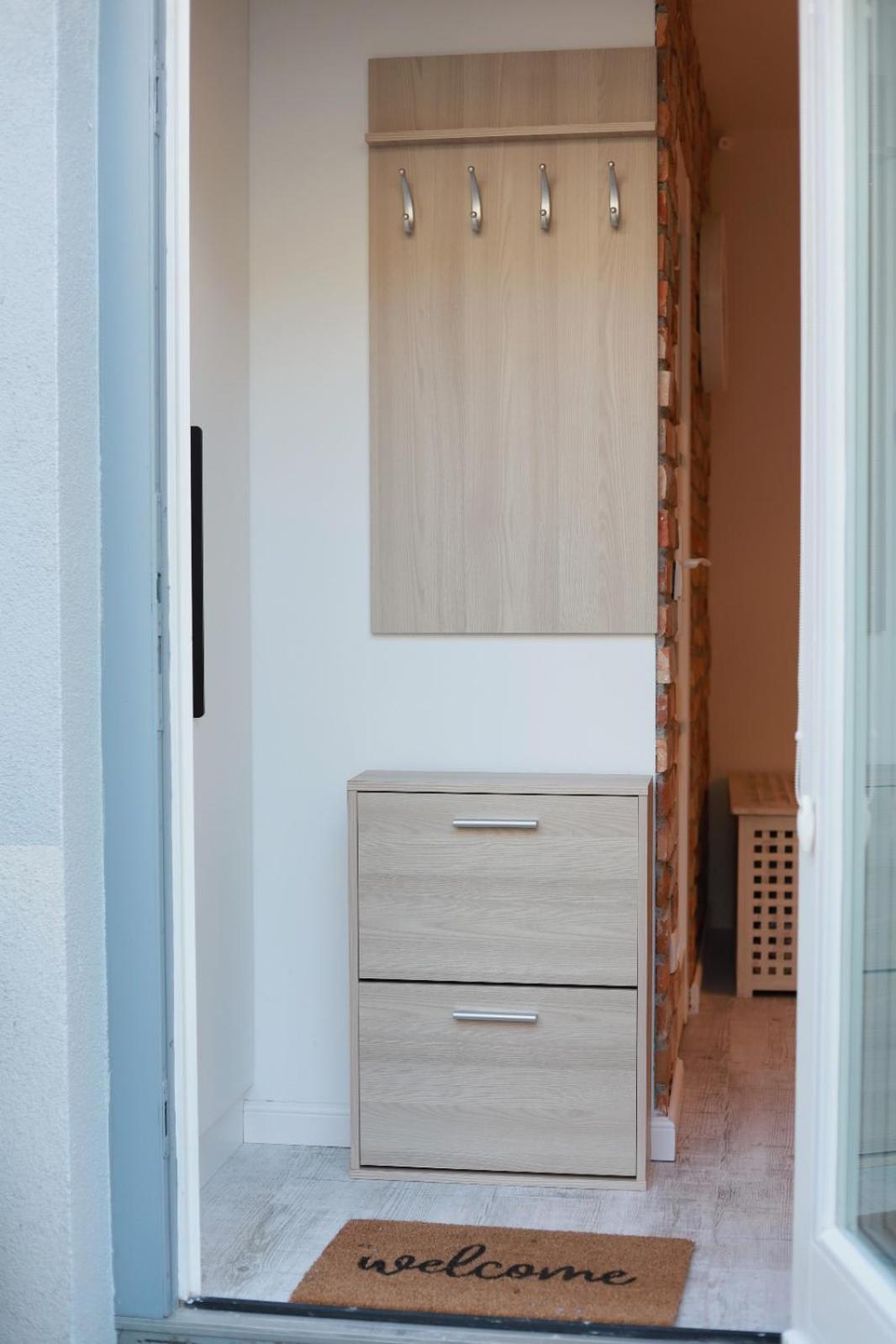 2 Apartament Mietowy Rumianek Lwowek Buitenkant foto