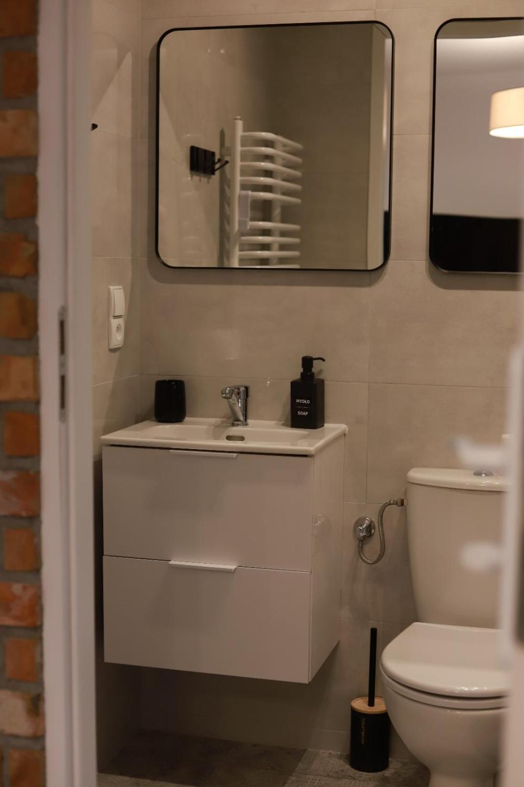 2 Apartament Mietowy Rumianek Lwowek Buitenkant foto